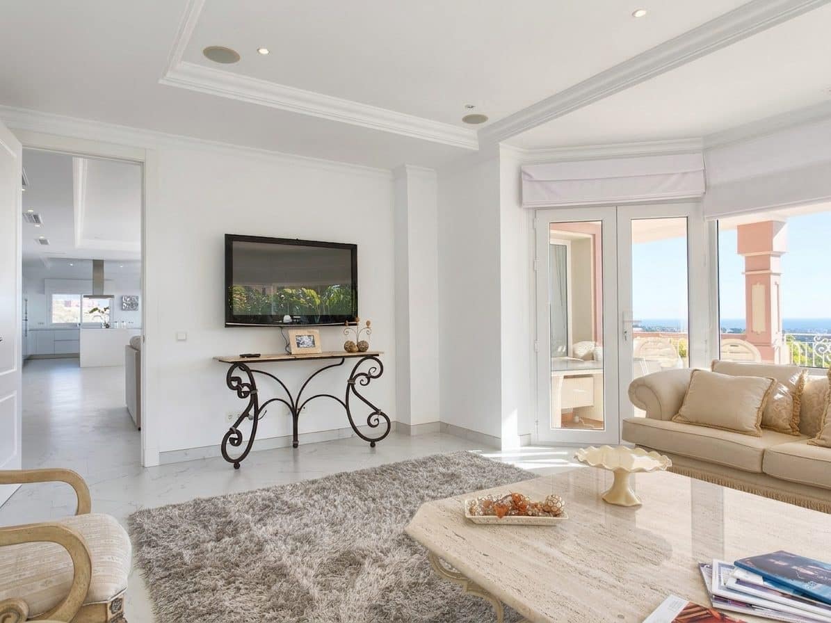 8 quarto Moradia para venda em Benahavis com piscina - 3 995 000 € (Ref: 10046455)