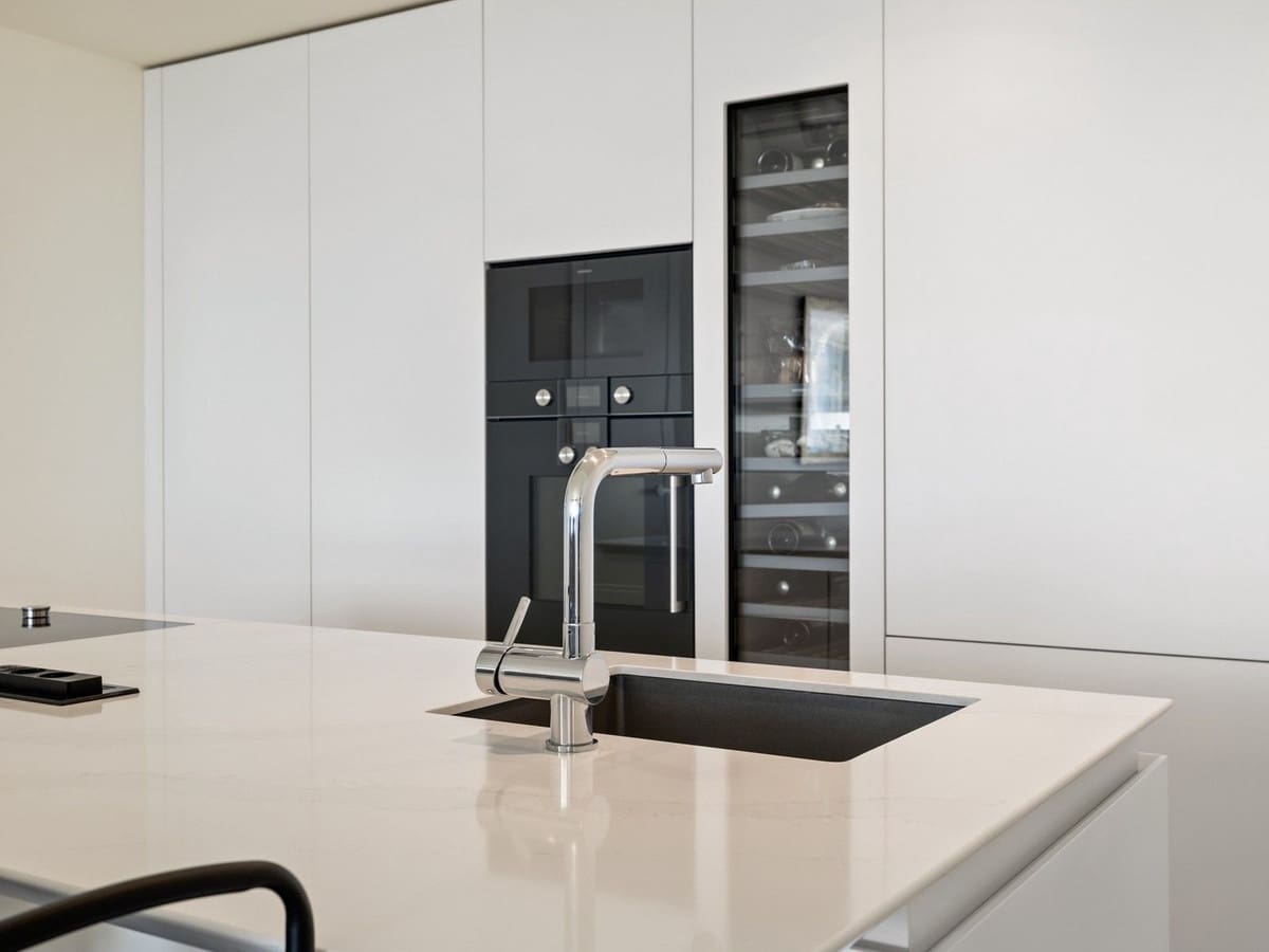 7 slaapkamer Appartement te koop in Nueva Andalucia met zwembad garage - € 3.700.000 (Ref: 10046459)