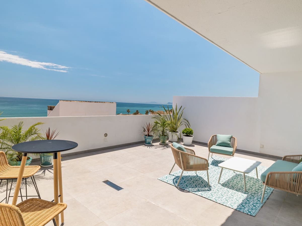 3 sovrum Lägenhet till salu i Estepona med pool garage - 749 000 € (Ref: 10046460)