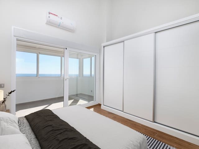 3 makuuhuone Huoneisto myytävänä paikassa Centro, Estepona mukana uima-altaan 
autotalli - 719 000 € (Ref: 10046461)