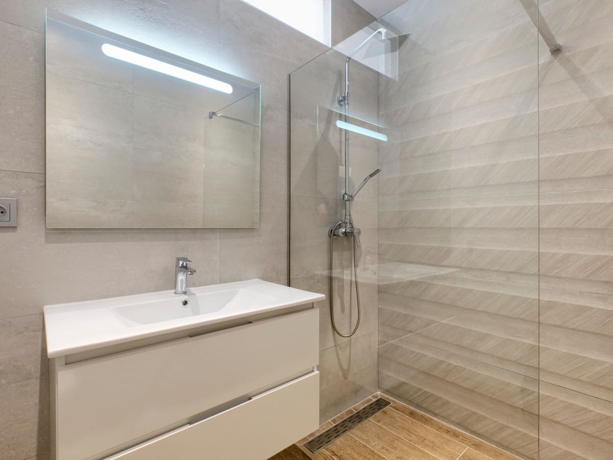 3 soverom Leilighet til salgs i Estepona med svømmebasseng garasje - € 719 000 (Ref: 10046461)