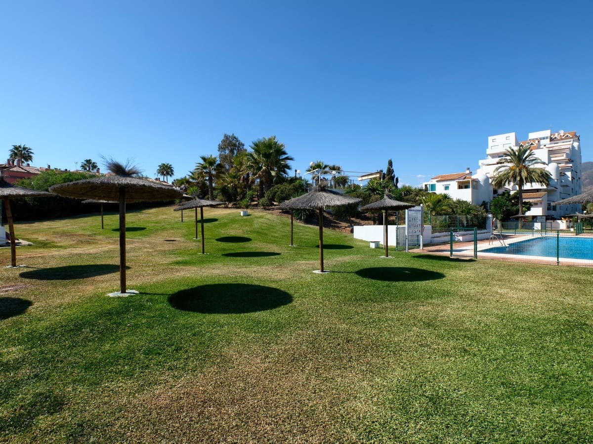 3 soverom Leilighet til salgs i Estepona med svømmebasseng garasje - € 719 000 (Ref: 10046461)