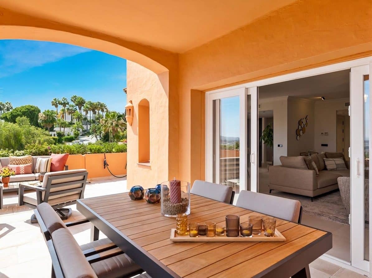 3 chambre Appartement à vendre à Nueva Andalucia avec piscine garage - 2 295 000 € (Ref: 10046462)