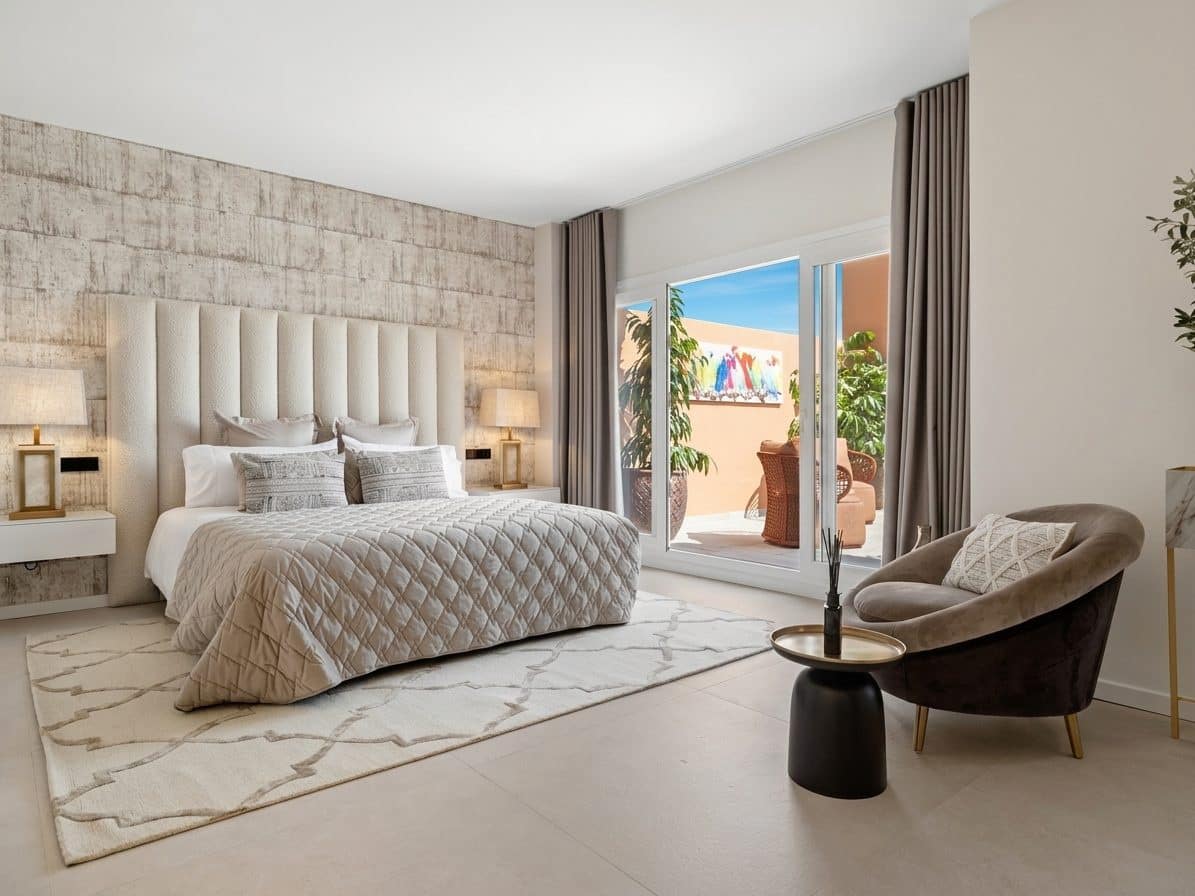 3 chambre Appartement à vendre à Nueva Andalucia avec piscine garage - 2 295 000 € (Ref: 10046462)