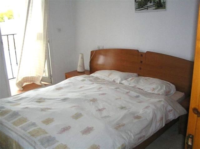 4 sypialnia Dom na sprzedaż w Rodeo Alto - Guadaiza - La Campana, Marbella - 339 000 € (Ref: 10046472)