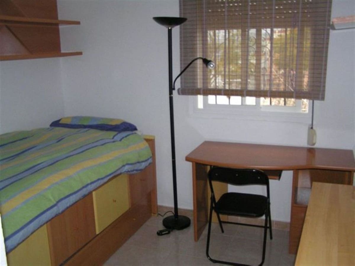 4 sypialnia Dom na sprzedaż w Nueva Andalucia - 339 000 € (Ref: 10046472)