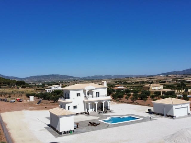 4 quarto Moradia para venda em Alicante cidade com piscina garagem - 381 000 € (Ref: 10046484)