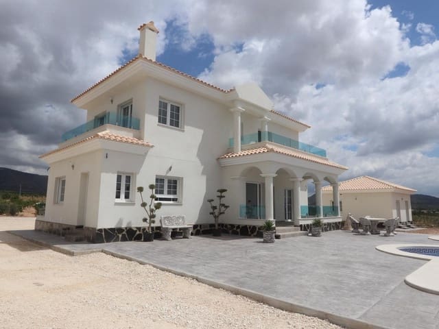 4 quarto Moradia para venda em Alicante cidade com piscina garagem - 381 000 € (Ref: 10046484)