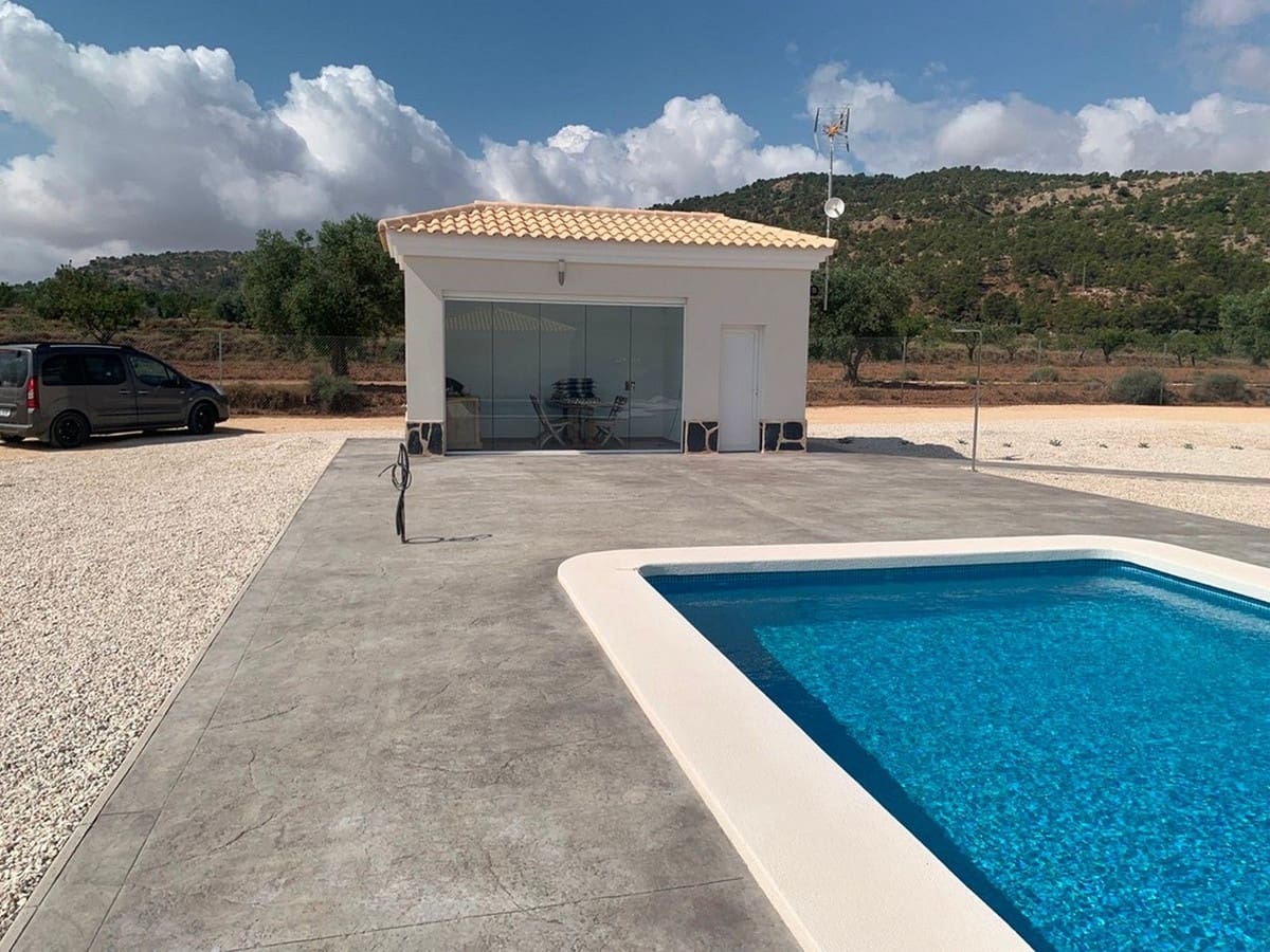 4 chambre Villa/Maison à vendre à Alicante ville avec piscine garage - 381 000 € (Ref: 10046484)
