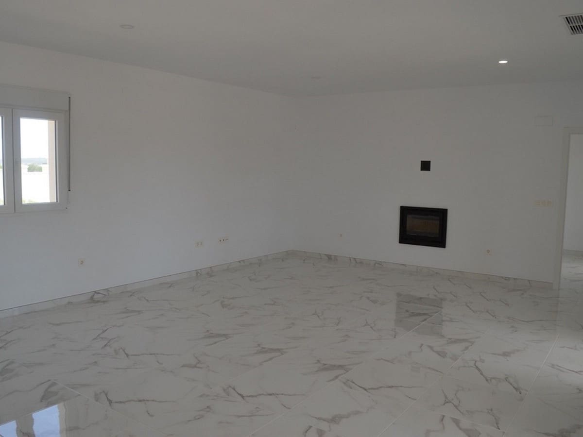 Chalet de 4 habitaciones en Alicante / Alacant ciudad en venta con piscina garaje - 454.000 € (Ref: 10046485)
