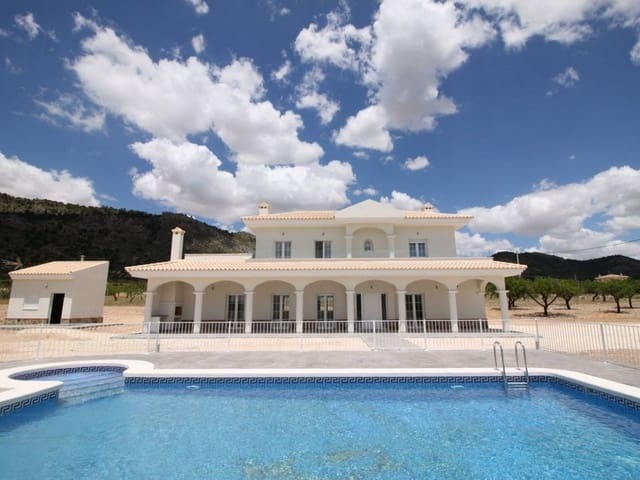 4 quarto Moradia para venda em Alicante cidade com piscina garagem - 487 000 € (Ref: 10046486)