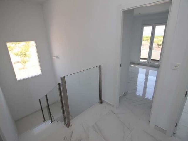 4 quarto Moradia para venda em Alicante cidade com piscina garagem - 487 000 € (Ref: 10046486)