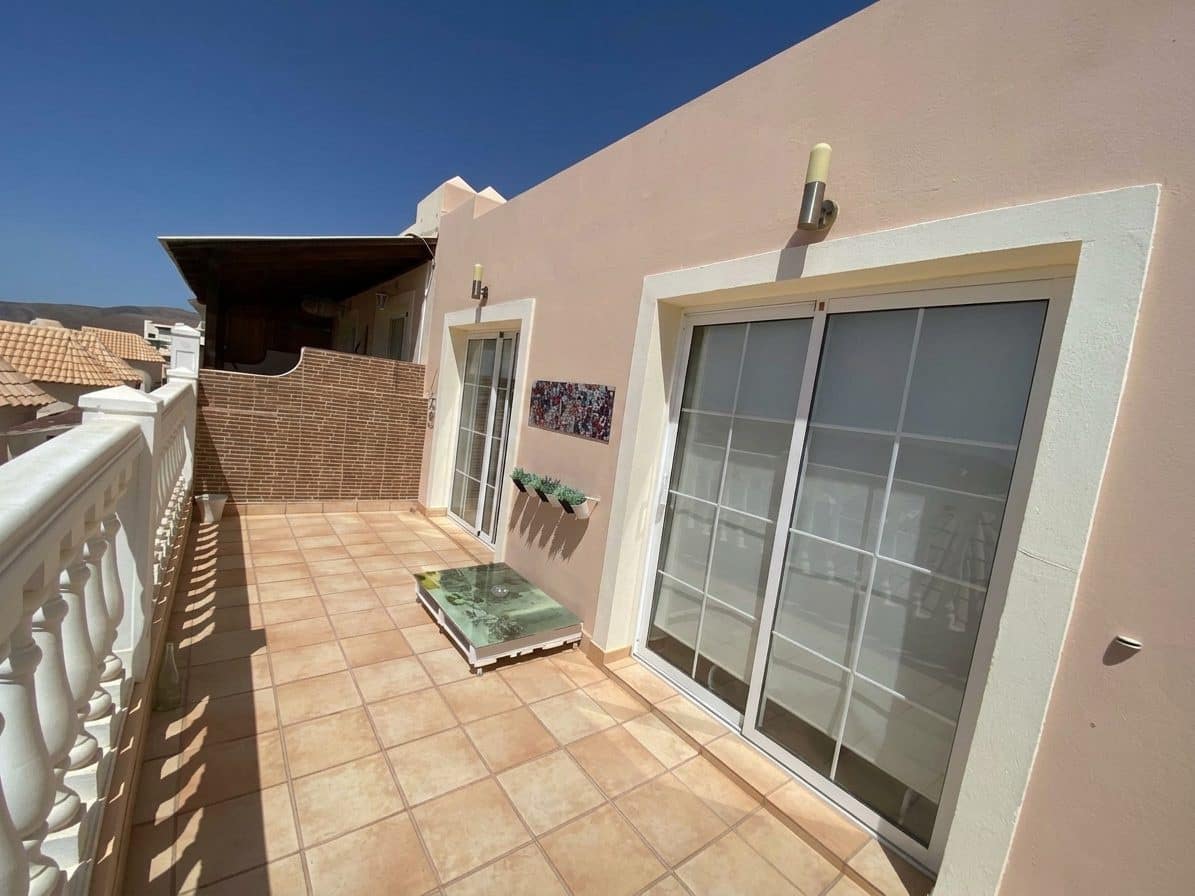 2 bedroom Townhouse for sale in Antigua - € 285,000 (Ref: 10046488)