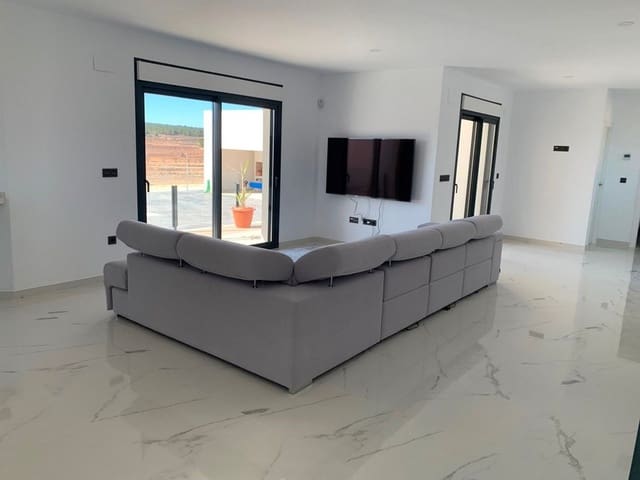 4 quarto Moradia para venda em Alicante cidade com piscina garagem - 489 000 € (Ref: 10046492)