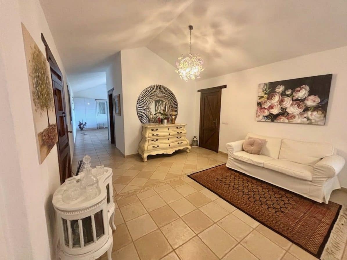 3 sovrum Villa till salu i Tuineje med pool - 450 000 € (Ref: 10046494)