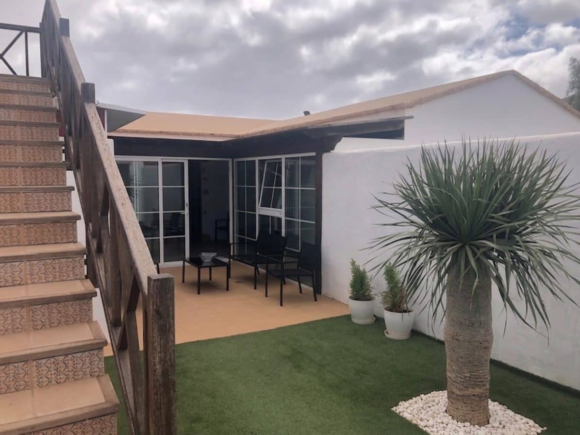 3 sovrum Villa till salu i Tuineje med pool - 450 000 € (Ref: 10046494)