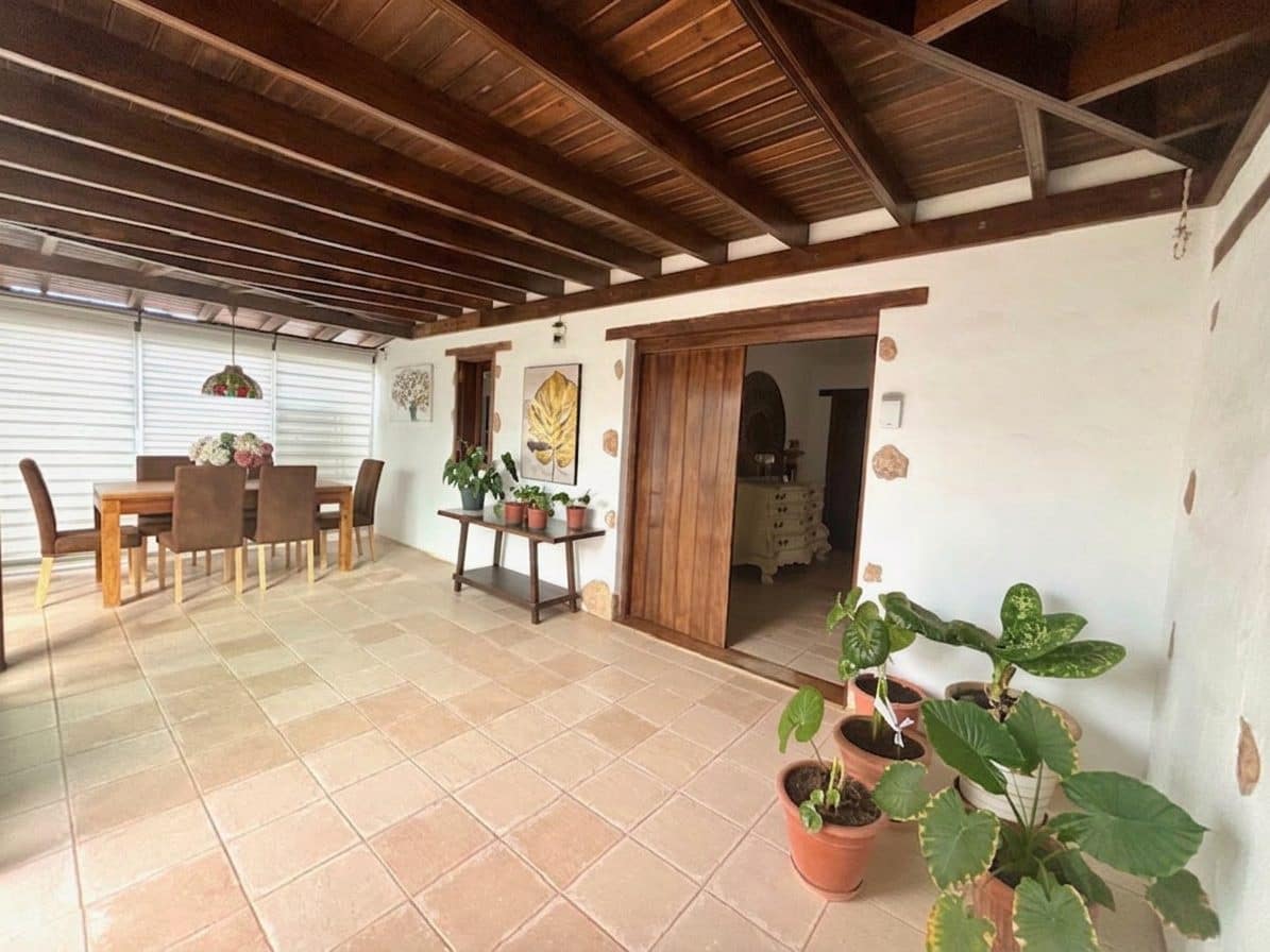 3 sovrum Villa till salu i Tuineje med pool - 450 000 € (Ref: 10046494)