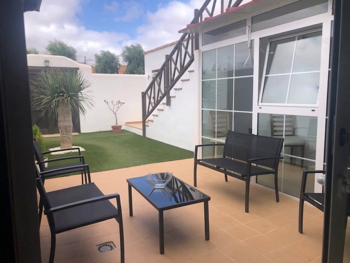 3 sovrum Villa till salu i Tuineje med pool - 450 000 € (Ref: 10046494)