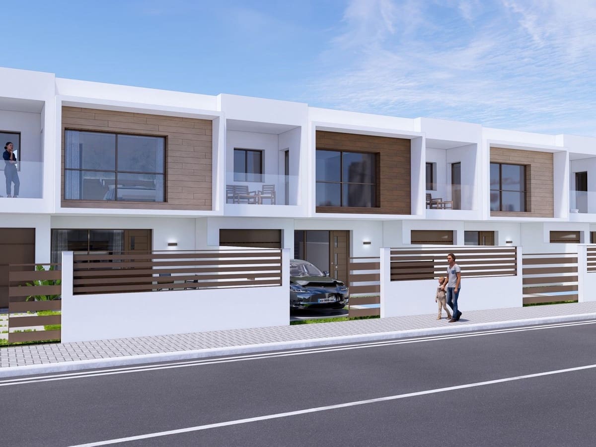 3 soveværelse Byhus til salg i Los Alcazares med swimmingpool garage - € 329.900 (Ref: 10046496)