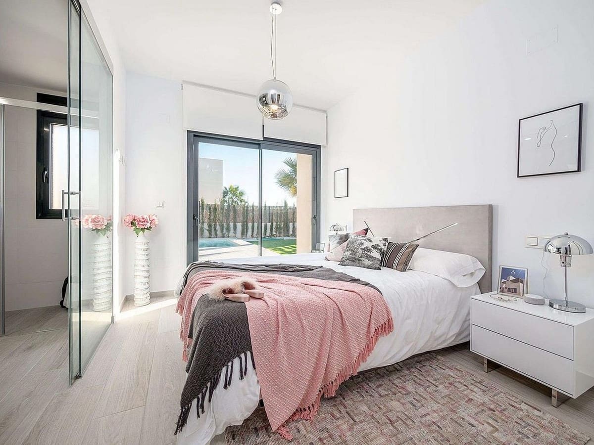 3 quarto Moradia para venda em Alicante cidade com piscina - 519 000 € (Ref: 10046503)
