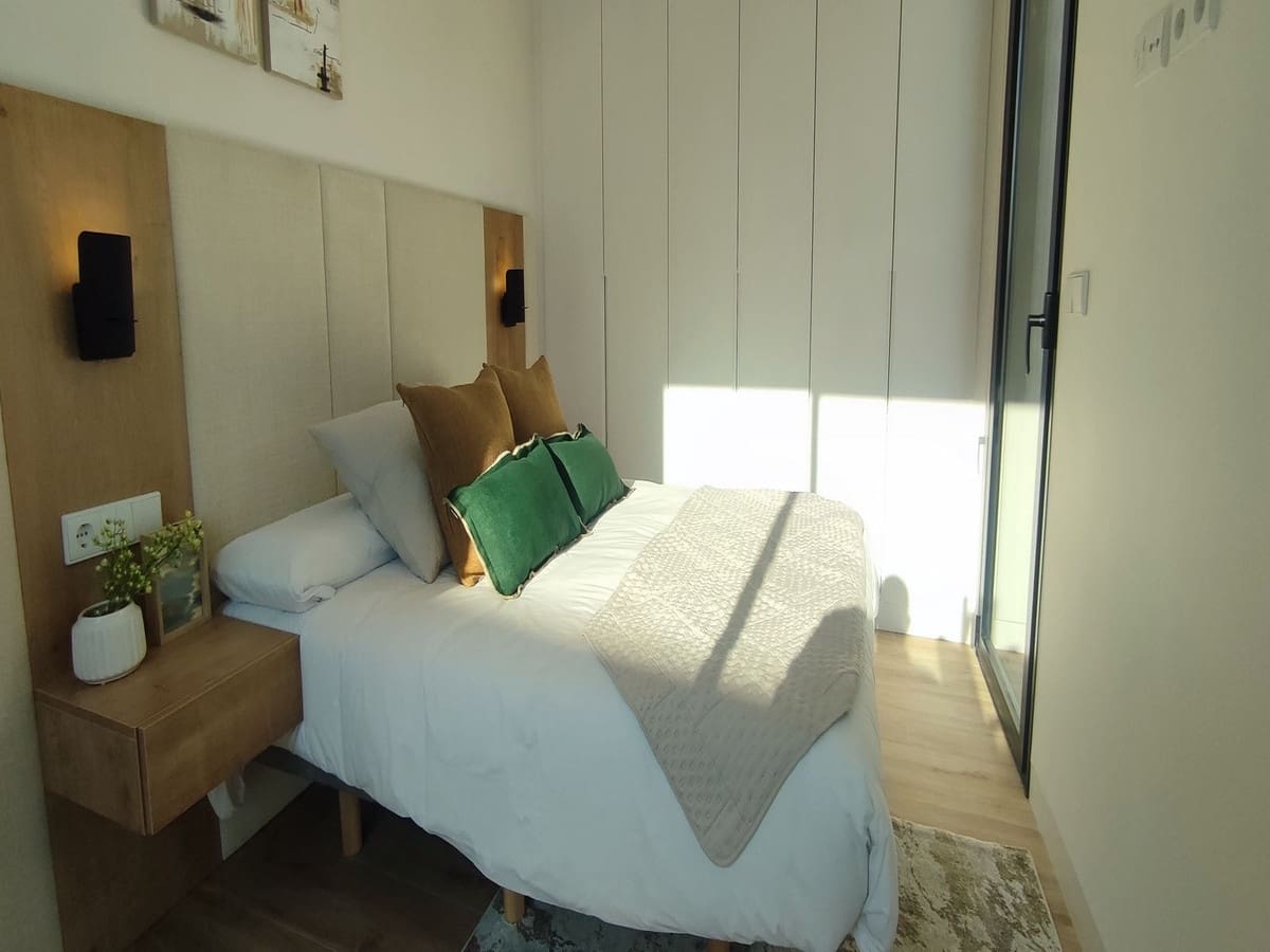 3 bedroom Villa for sale in Pilar de la Horadada with pool garage - € 628,000 (Ref: 10046506)
