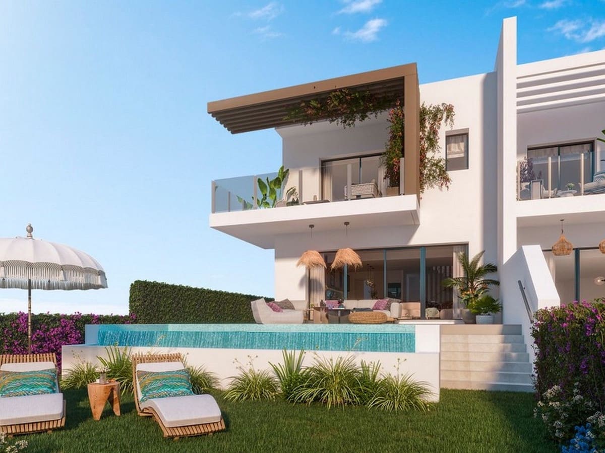 3 bedroom Villa for sale in Mijas Costa with pool garage - € 859,000 (Ref: 10046508)