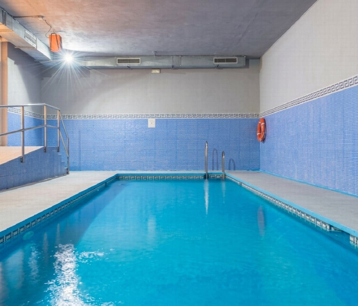 1 slaapkamer Appartement te koop in Calahonda met zwembad garage - € 280.000 (Ref: 10046510)