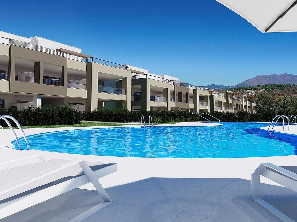 2 bedroom Apartment for sale in Casares with pool garage - € 362,000 (Ref: 10046511)