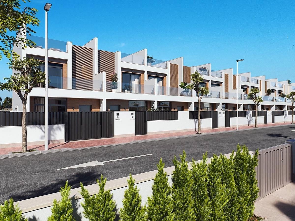 3 bedroom Villa for sale in San Pedro del Pinatar with pool garage - € 317,000 (Ref: 10046515)