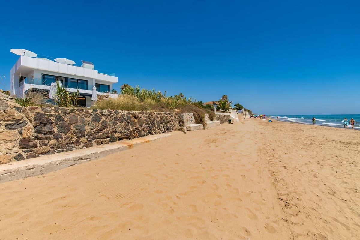 6 Zimmer Villa zu verkaufen in Marbella mit Pool Garage - 6.000.000 € (Ref: 10046516)