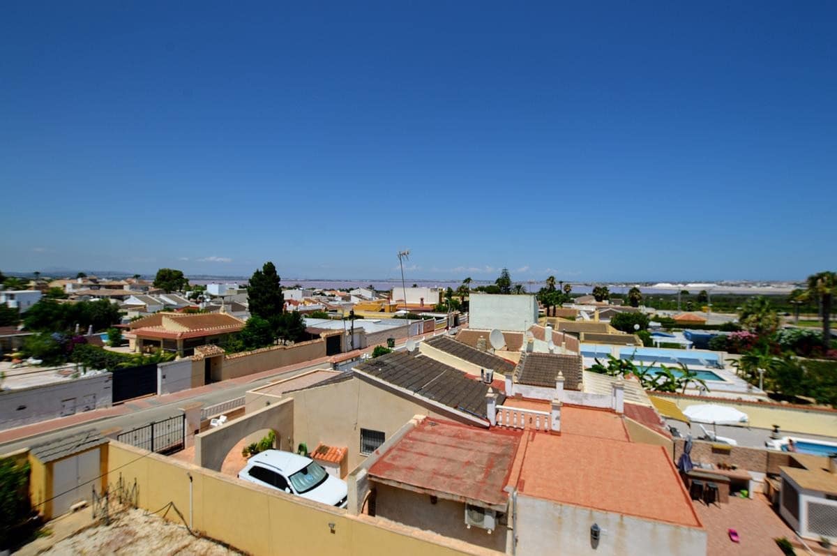 6 sovrum Villa till salu i Torrevieja med pool - 610 000 € (Ref: 10046518)