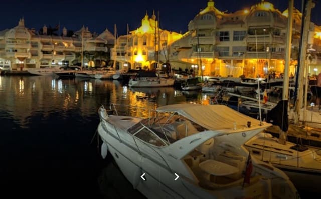 Kaupallinen myytävänä paikassa Benalmadena Costa, Benalmádena - 479 000 € (Ref: 10046523)