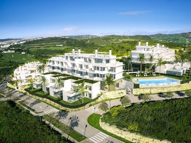 3 bedroom Villa for sale in Casares with pool garage - € 660,000 (Ref: 10046537)