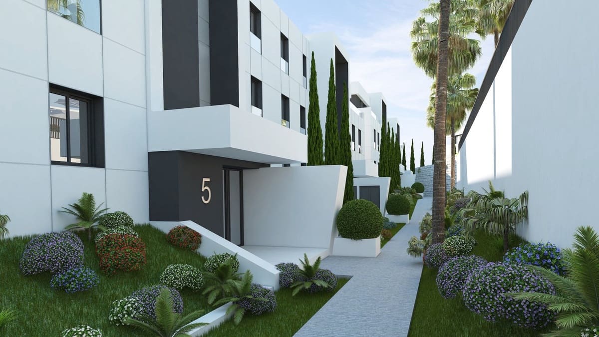 2 slaapkamer Appartement te koop in Nueva Andalucia met zwembad garage - € 560.000 (Ref: 10046542)