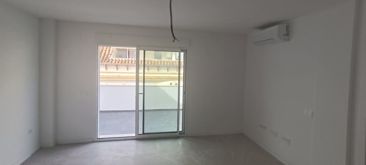 2 sypialnia Apartament na sprzedaż w Fuengirola - 370 000 € (Ref: 10046561)