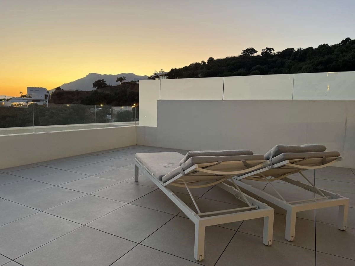 3 quarto Apartamento para venda em Los Monteros - 735 000 € (Ref: 10047674)