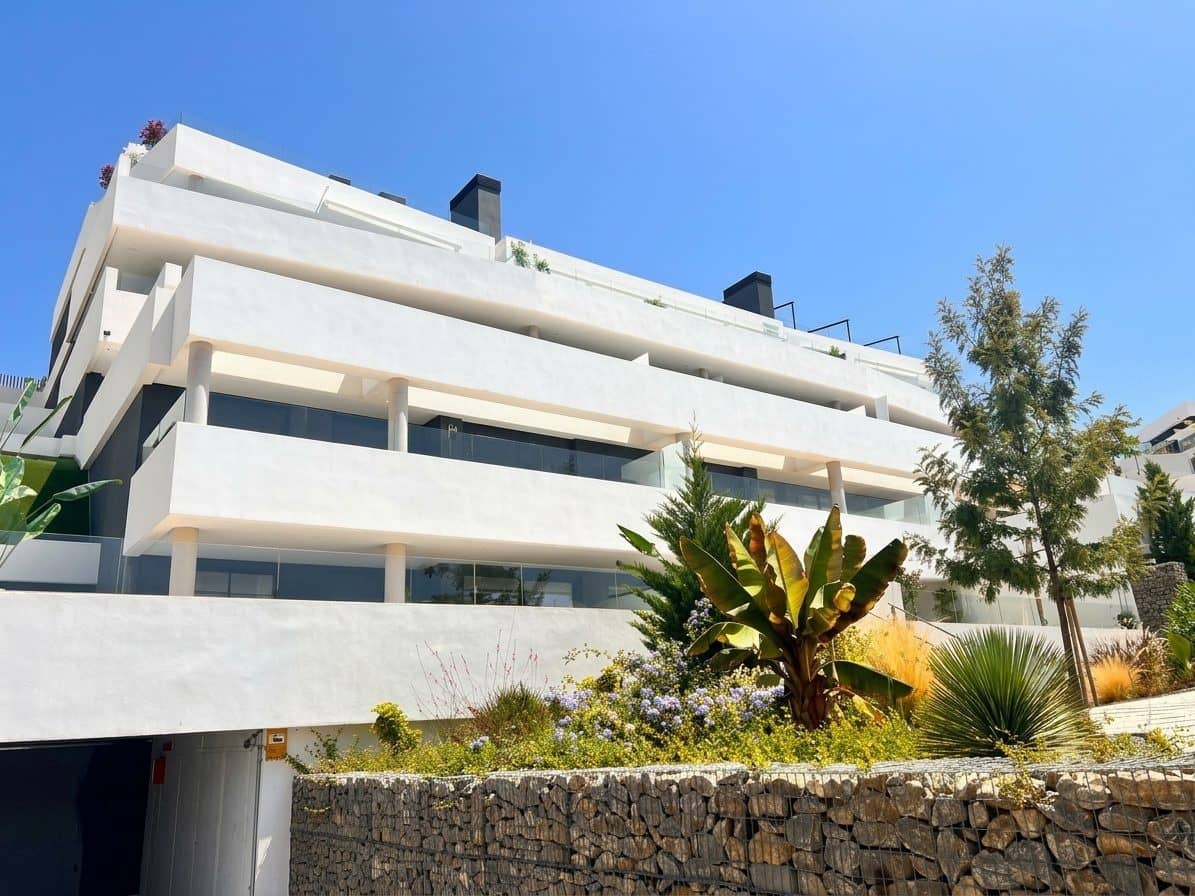 3 quarto Apartamento para venda em Los Monteros - 735 000 € (Ref: 10047674)
