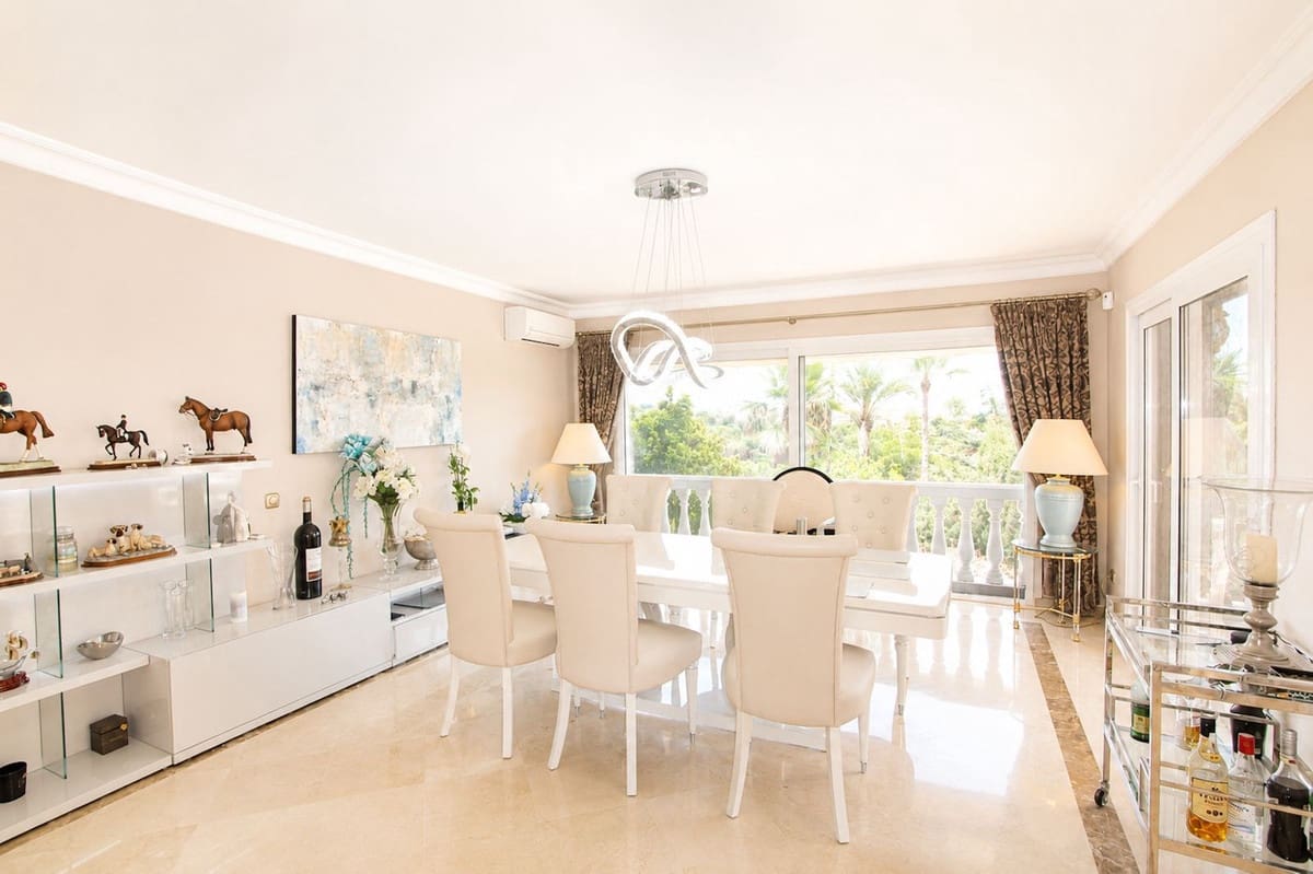 4 quarto Moradia para venda em Elviria com piscina - 1 500 000 € (Ref: 10047675)