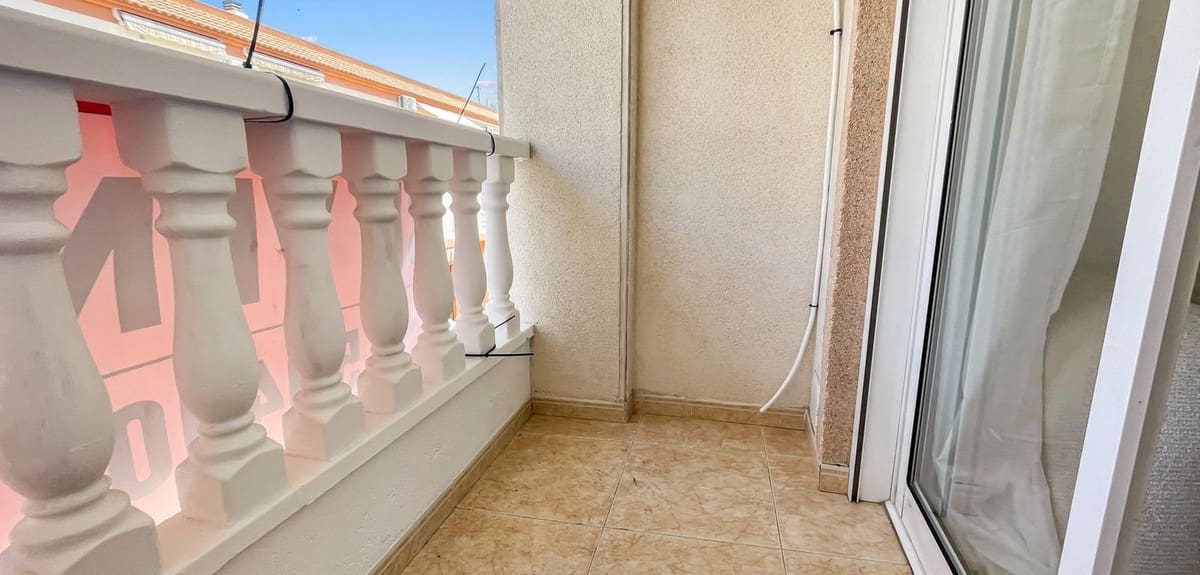 2 Zimmer Apartment zu verkaufen in Alicante / Alacant Stadt - 144.000 € (Ref: 10047677)