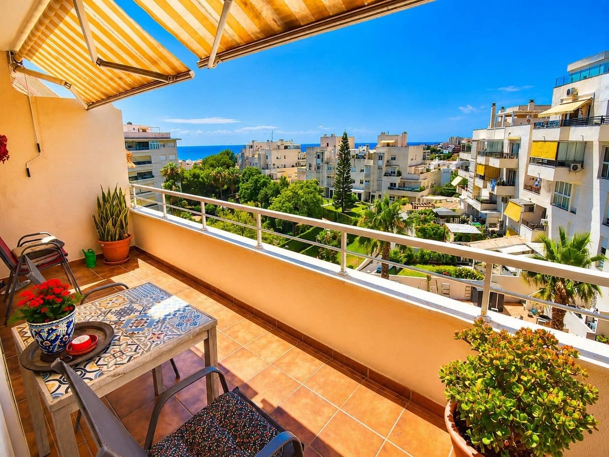 4 sovrum Lägenhet till salu i Benalmadena Costa med pool garage - 499 999 € (Ref: 10047678)