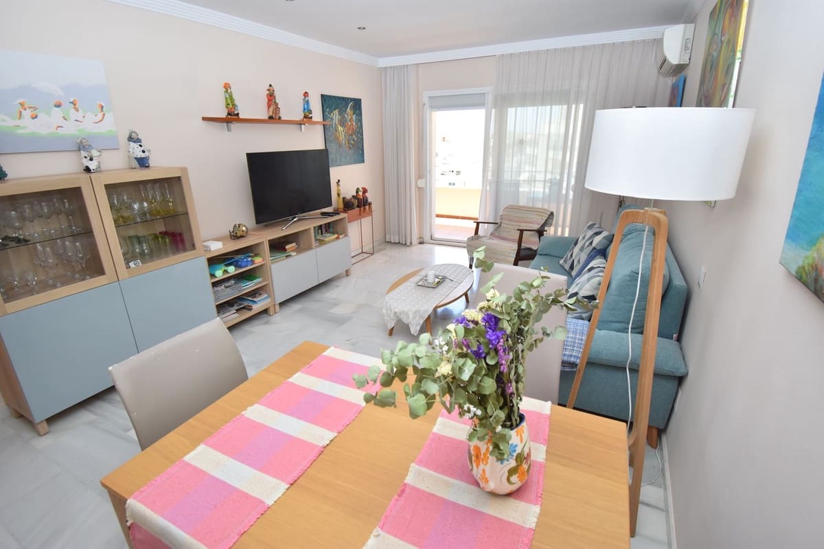 4 sovrum Lägenhet till salu i Benalmadena Costa med pool garage - 499 999 € (Ref: 10047678)