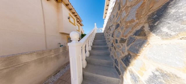 5 chambre Villa/Maison à vendre à La Zenia, Orihuela avec piscine garage - 359 995 € (Ref: 10047825)