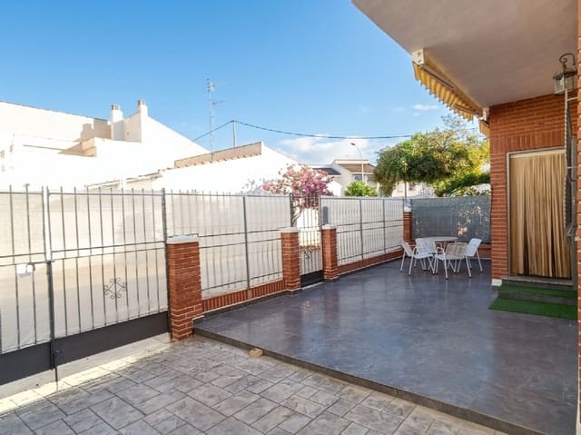 3 soveværelse Semi-Rækkehus til salg i Los Cuarteros, San Pedro del Pinatar - € 240.000 (Ref: 10047826)