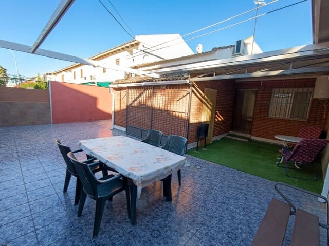 3 soveværelse Semi-Rækkehus til salg i Los Cuarteros, San Pedro del Pinatar - € 240.000 (Ref: 10047826)