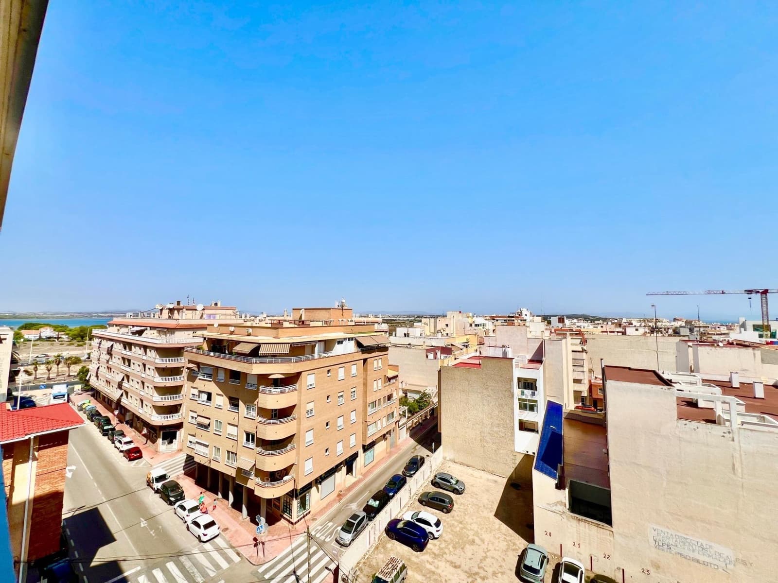3 sovrum Strandlägenhet till salu i Torrevieja med garage - 249 900 € (Ref: 10047828)