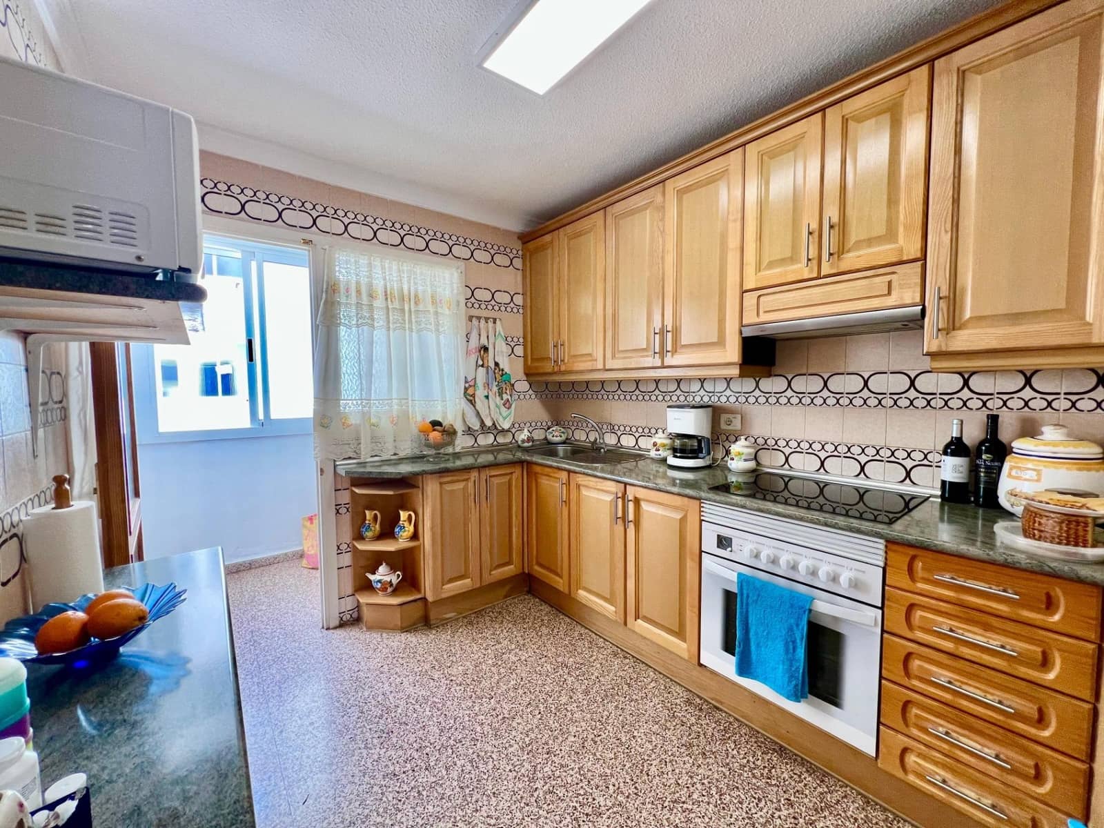 3 sovrum Strandlägenhet till salu i Torrevieja med garage - 249 900 € (Ref: 10047828)