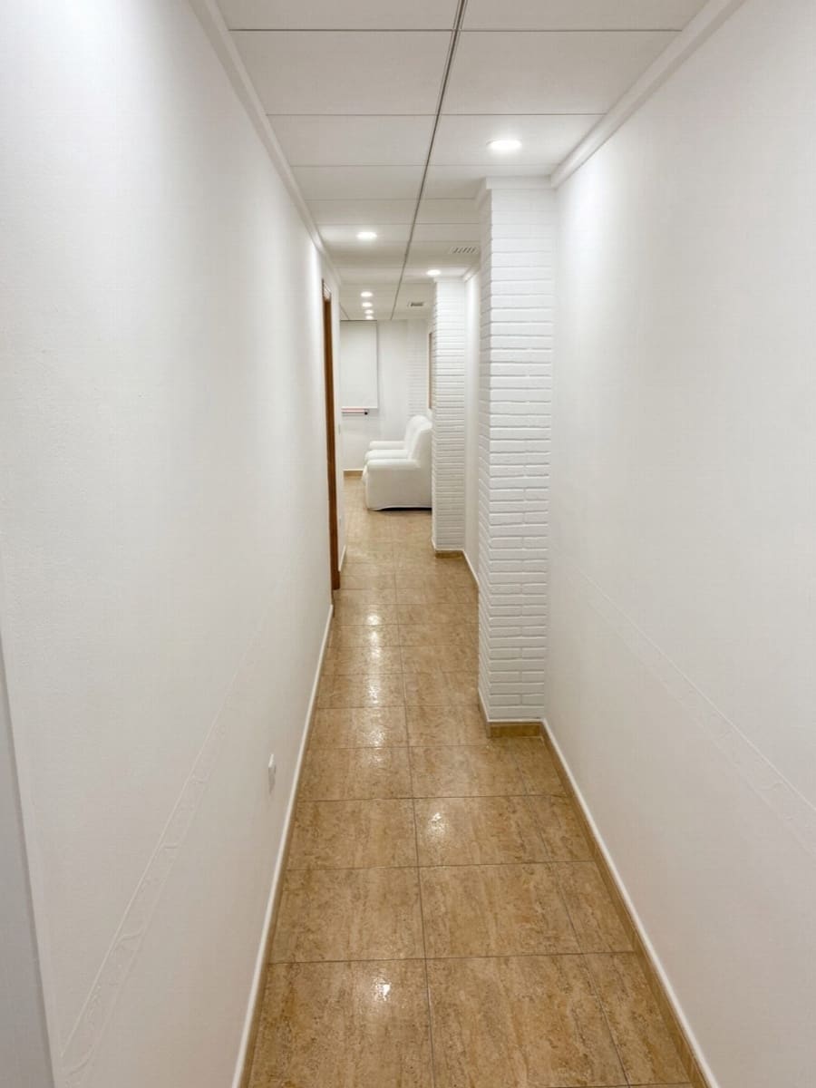2 slaapkamer Strandappartement te koop in Torrevieja met zwembad - € 169.900 (Ref: 10047830)