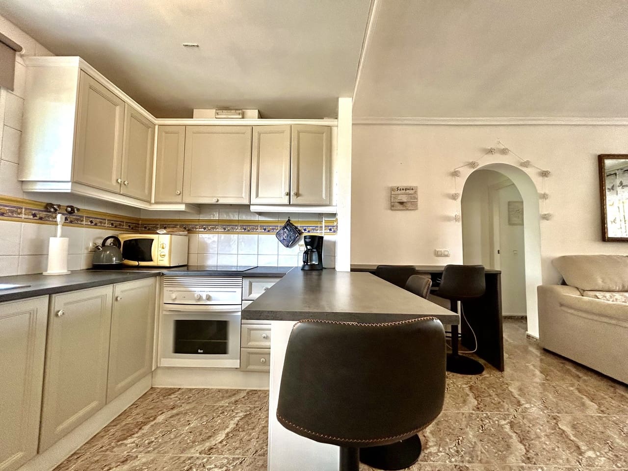 2 Zimmer Apartment zu verkaufen in Orihuela mit Garage - 189.000 € (Ref: 10047837)