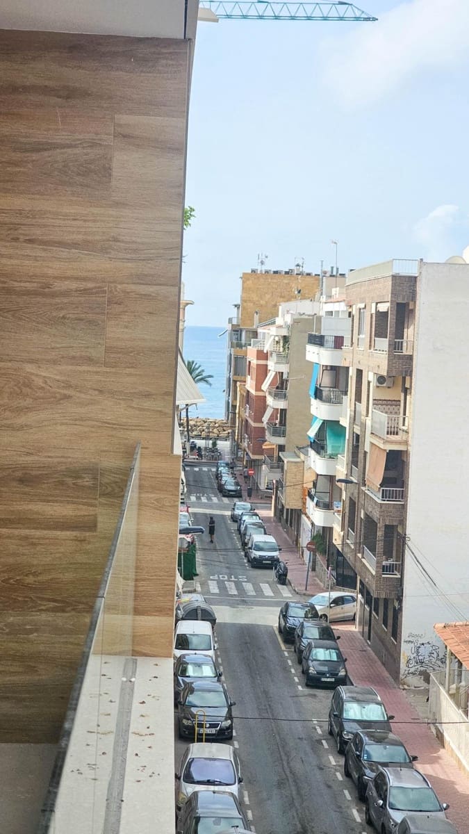 1 soverom Leilighet til salgs i Torrevieja - € 255 000 (Ref: 10047841)
