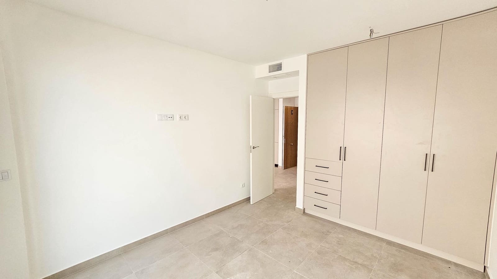 1 soverom Leilighet til salgs i Torrevieja - € 255 000 (Ref: 10047841)